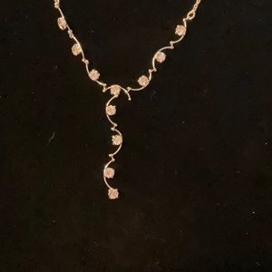 Stunning looking Diamond  Necklaces Small stone necklace